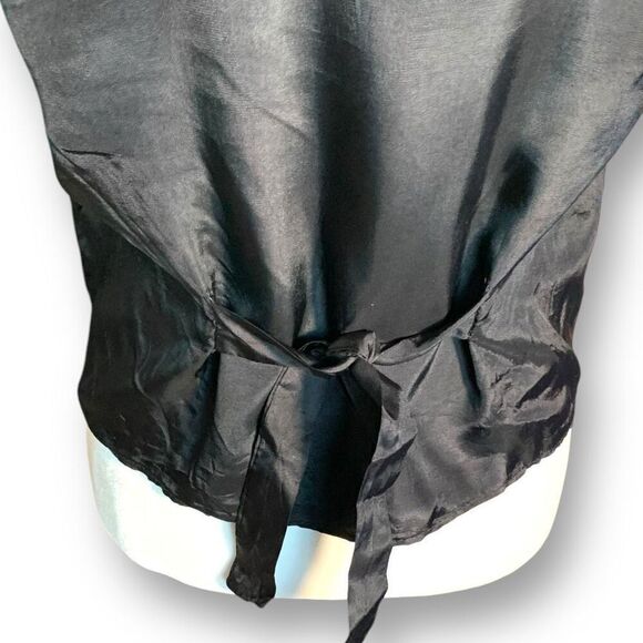 Vintage Christmas Wreath Print Button-Up Black Red Vneck Waistcoat Vest - Picture 6 of 10